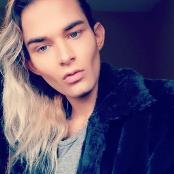 Meet your Posher, Zackary - Picture 1 of 1